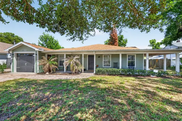5713 LAKE ST, Mount Dora, FL 32757