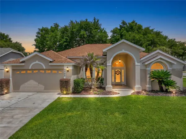 2505 HOLLY BERRY CIR, Clermont, FL 34711