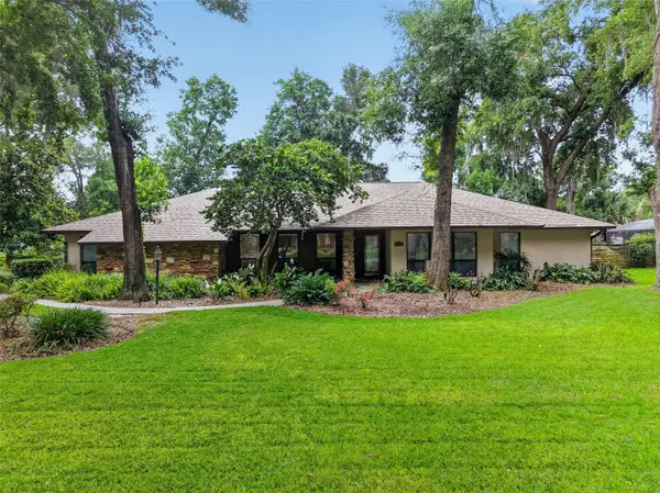 4141 LAKE FOREST ST, Mount Dora, FL 32757