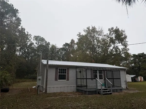 212 PARADISE SHORES RD,  Crescent City,  FL 32112