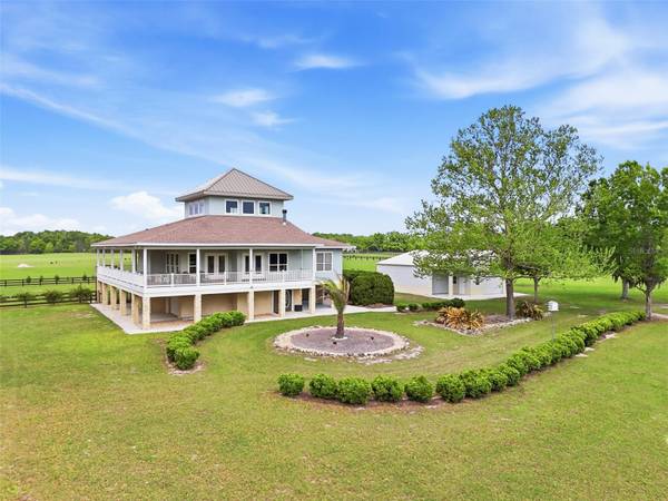 1042 SW WOODLAND AVE, Fort White, FL 32038