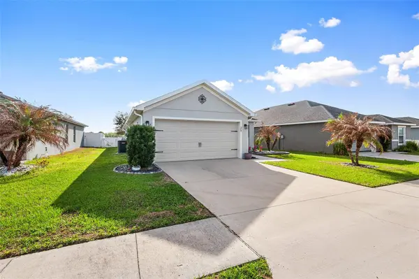 574 LORIENT DR, Eagle Lake, FL 33839