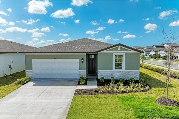 261 LAZY SHORE DR, Nokomis, FL 34275