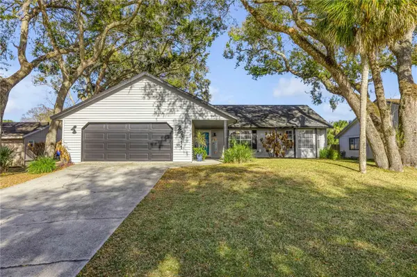2711 PINE TREE DR, Edgewater, FL 32141