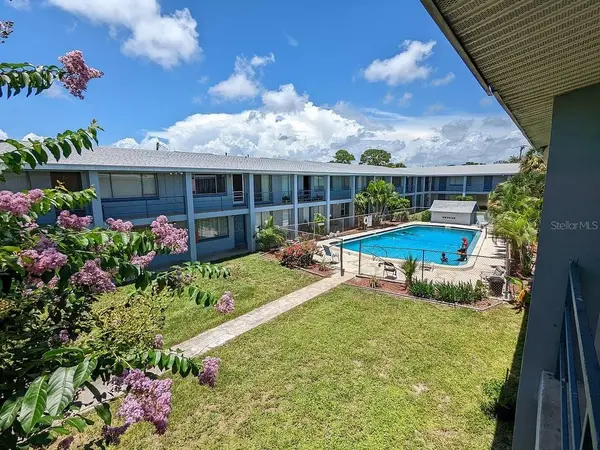 140 MINNA LN #214, Merritt Island, FL 32953
