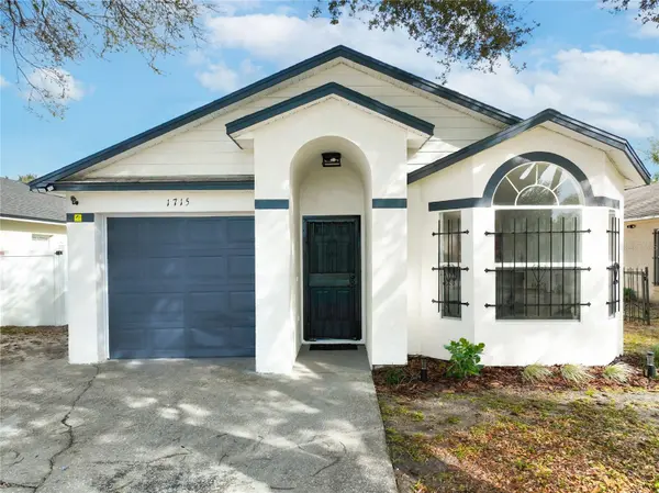 1715 POINTE RIDGE CT, Orlando, FL 32808