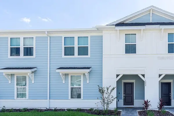 1252 BLUE ISLAND DR, Clermont, FL 34714