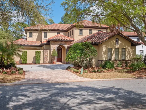 9825 COVENT GARDEN DR, Orlando, FL 32827