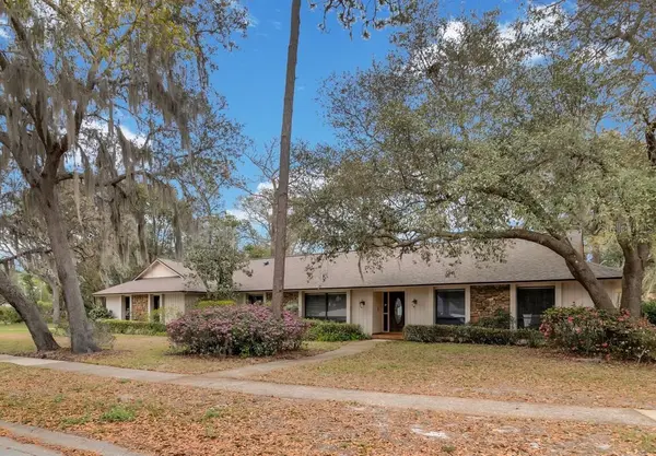 401 BLUE LAKE DR, Longwood, FL 32779