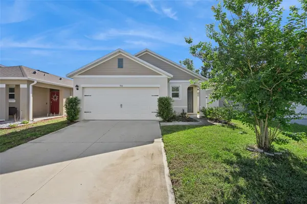 916 AUGUST SKY DR,  Deltona,  FL 32738