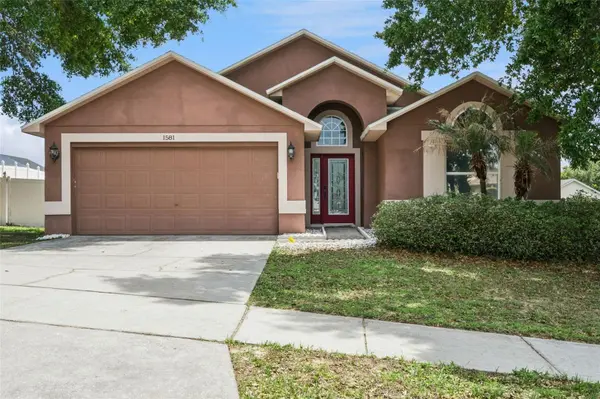 1581 SILHOUETTE DR, Clermont, FL 34711