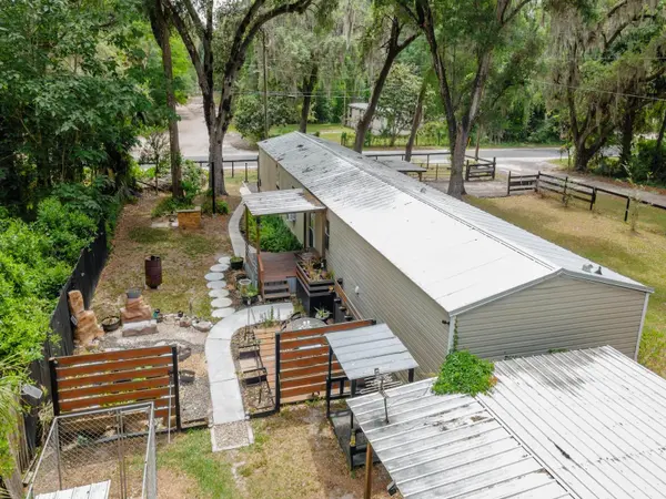 3055 NE 161ST ST, Citra, FL 32113