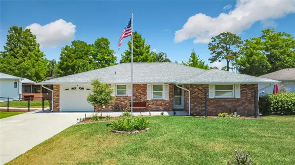 12547 PINE ISLAND DR, Leesburg, FL 34788