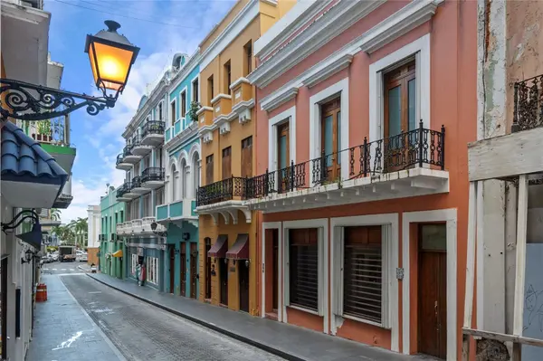 354 FORTALEZA, Old San Juan, PR 00901