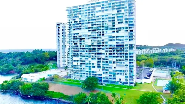 Dos Marinas 2,  PISO 17 #05,  Fajardo,  PR 00738