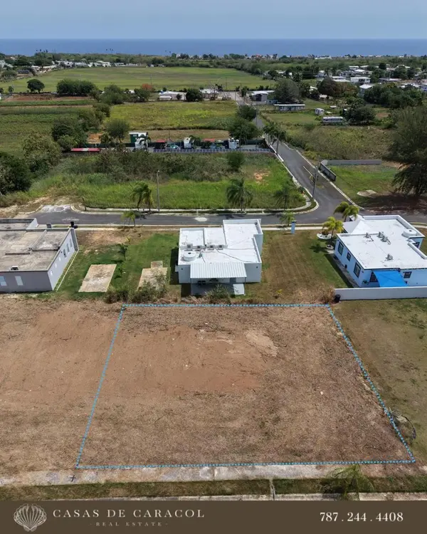 Solar 14 URB. BRISA MARINA, Isabela, PR 00662