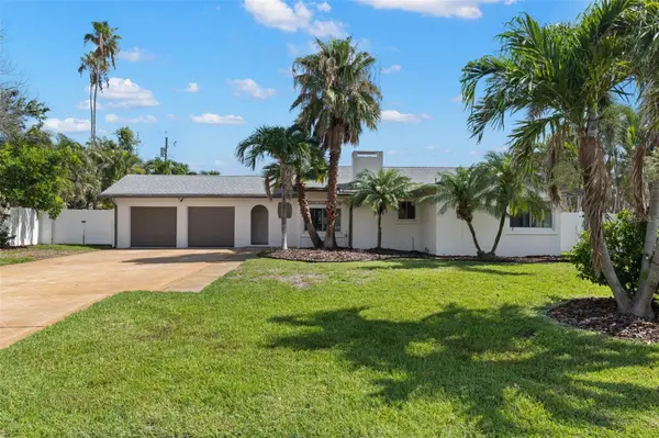 109 13TH ST, Belleair Beach, FL 33786