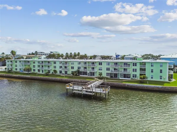 464 N PAULA DR #221, Dunedin, FL 34698