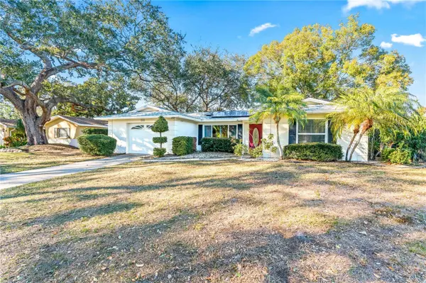 2040 FOREST DR, Clearwater, FL 33763