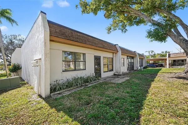 1522 MISSION HILLS BLVD, Clearwater, FL 33759