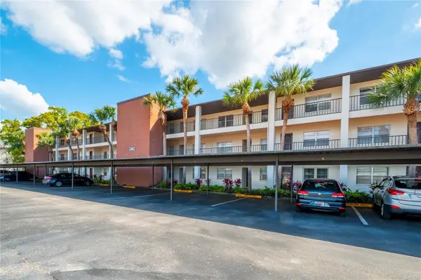 2452 ENTERPRISE RD #2030, Clearwater, FL 33763