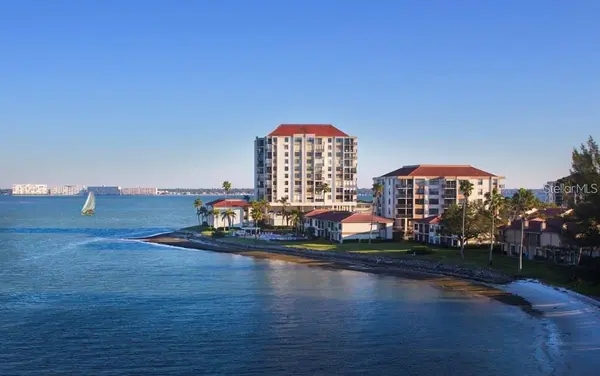 6265 SUN BLVD #605, St Petersburg, FL 33715