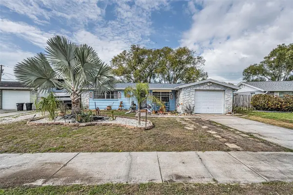 1131 ROYALWOOD DR, Holiday, FL 34690