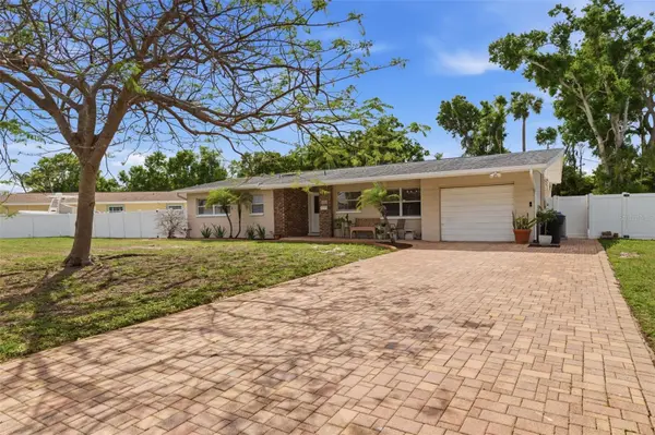 4415 7TH ST S, St Petersburg, FL 33705