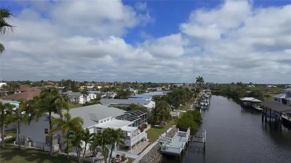 5472 RIVER BAY DR, Punta Gorda, FL 33950