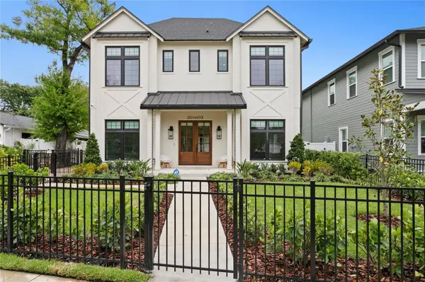 2503 N GLENWOOD DR, Tampa, FL 33602