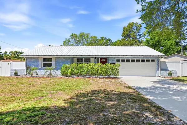 5700 HARDING BLVD NE, St Petersburg, FL 33703