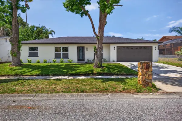 4430 RANCHWOOD LN, Tampa, FL 33624