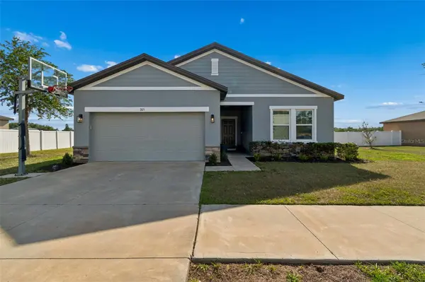 705 GARDEN OAKS SQ,  Seffner,  FL 33584