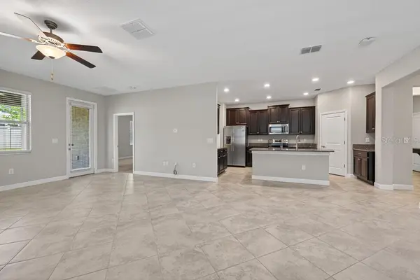 9832 SAGE CREEK DR, Sun City Center, FL 33573