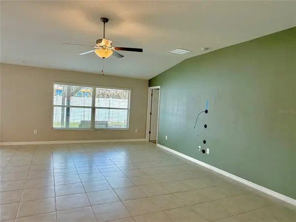 11206 KELLY GREEN AVE, Wimauma, FL 33598