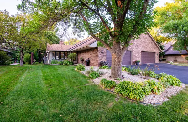 8906 Montegue TER, Brooklyn Park, MN 55443