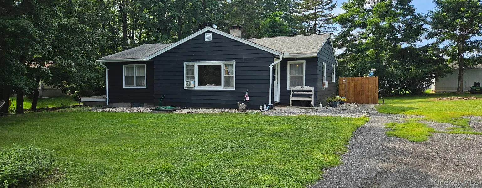75 Birch DR, Pine Plains, NY 12567