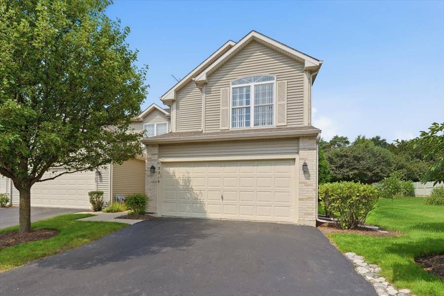 3318 Cottonwood CT, Mchenry, IL 60051