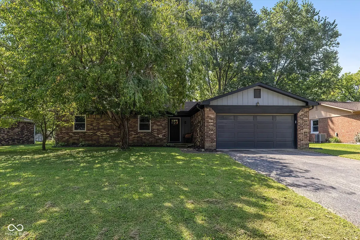 10399 Norman DR, Brownsburg, IN 46112