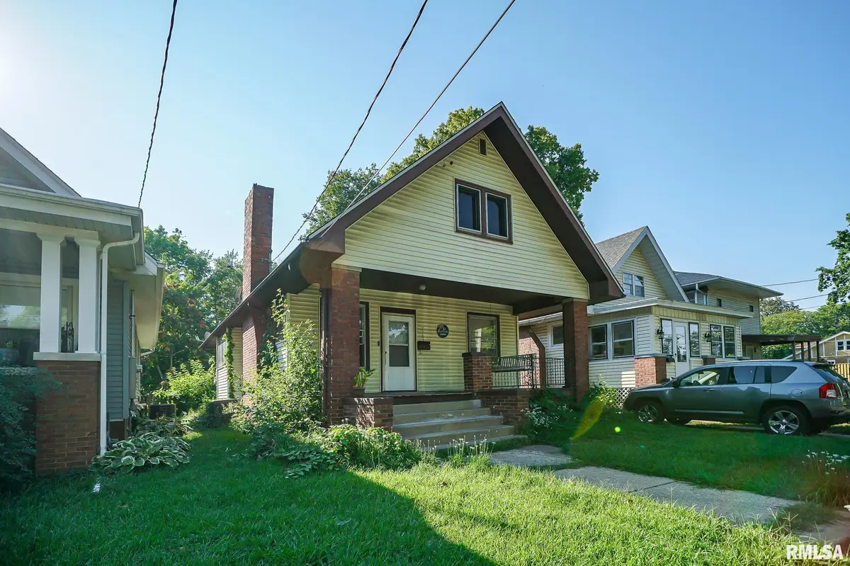 2203 N LINN ST, Peoria, IL 61604