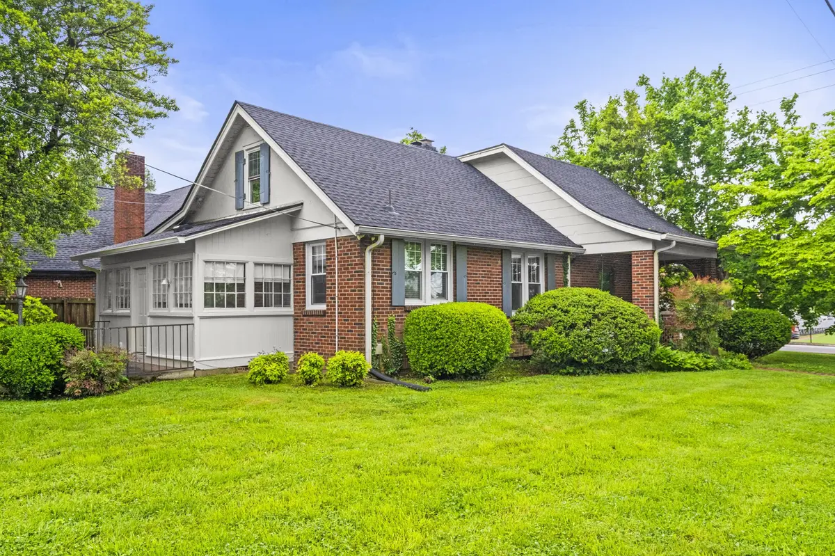 400 Connell St, Springfield, TN 37172