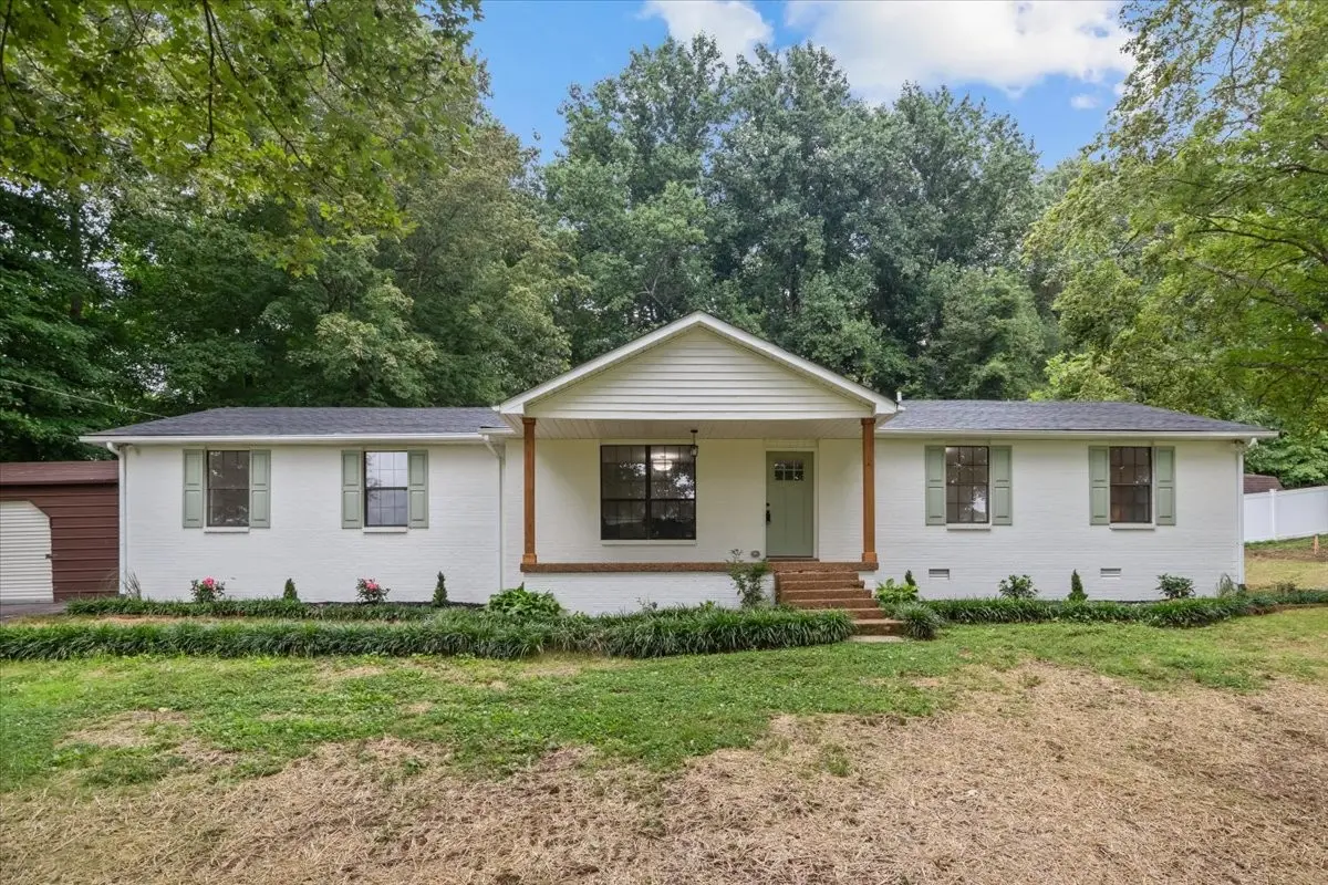 1122 Ridgecrest Dr, Dickson, TN 37055