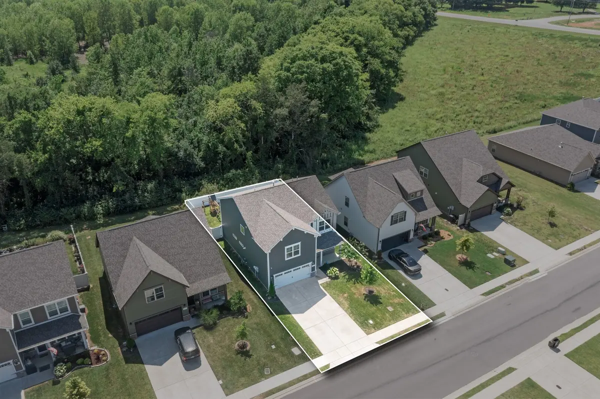 3620 Stormy Ln, Rockvale, TN 37153