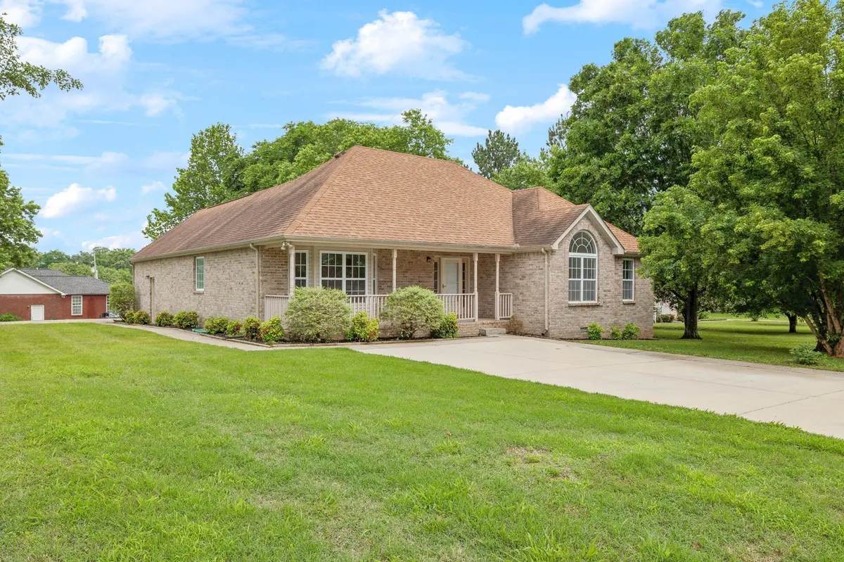 1075 Kathryn Rd, Mount Juliet, TN 37122
