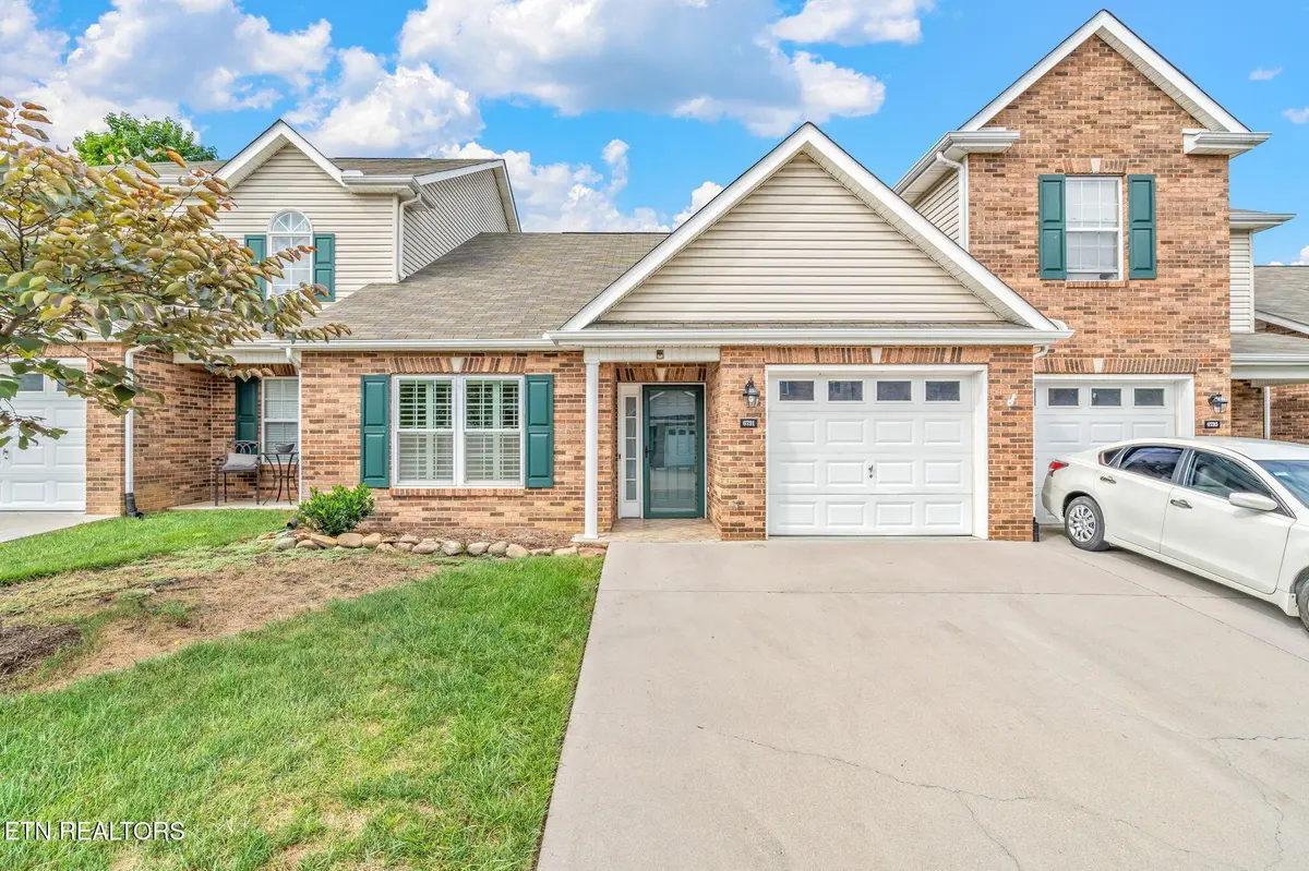 6731 La Christa Way #6, Knoxville, TN 37921