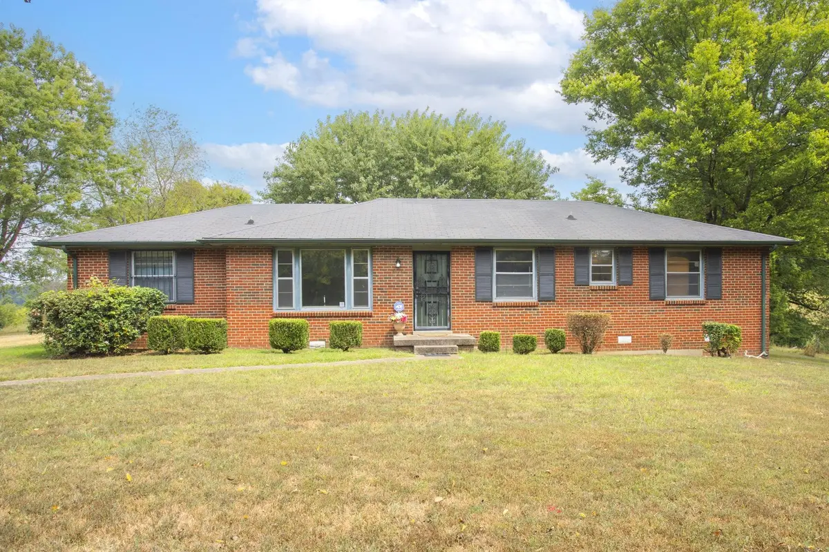 3071 Trenton Rd, Clarksville, TN 37040