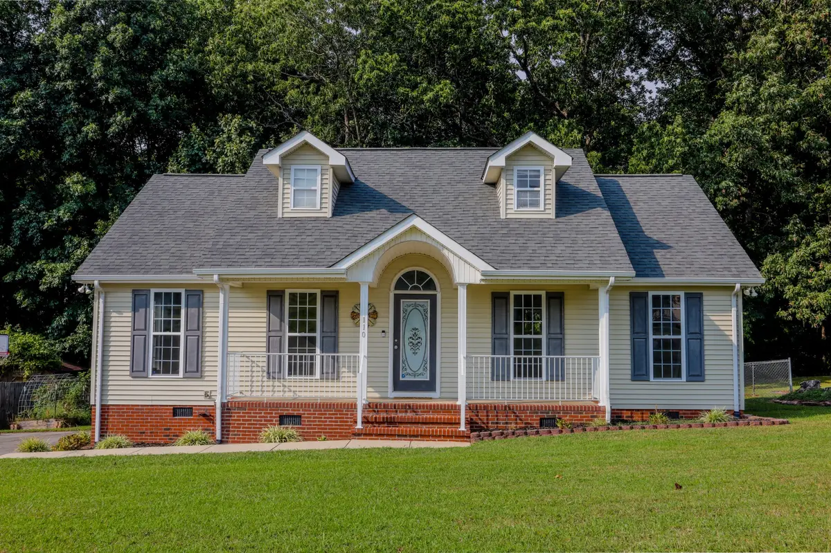 110 Duck Hawk Dr, Mcminnville, TN 37110
