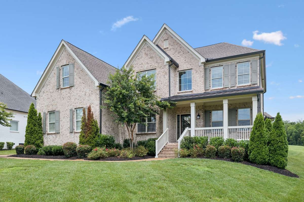 5846 Wagonvale Dr, Arrington, TN 37014