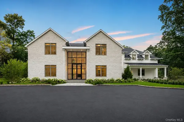25 W Creek Farms RD, Sands Point, NY 11050