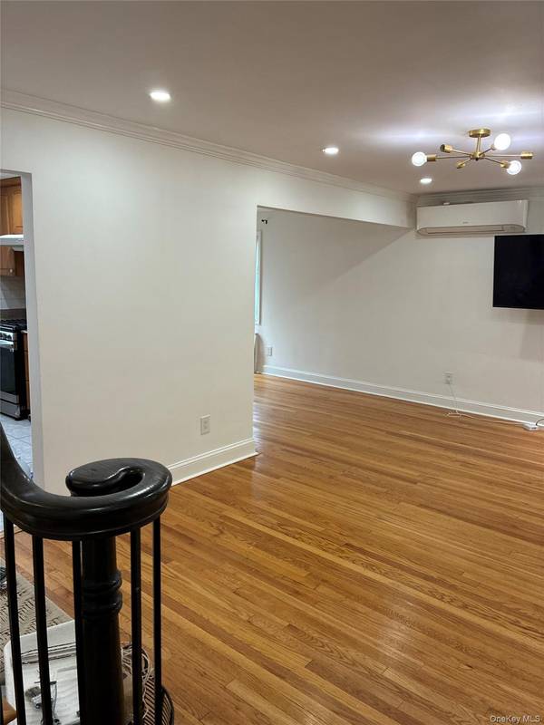 1301 Times AVE, Elmont, NY 11003